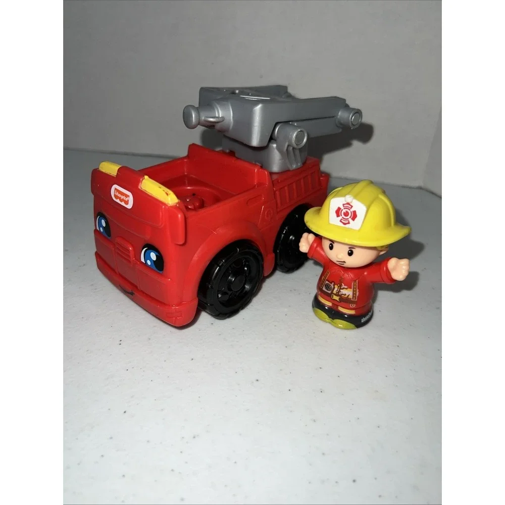 Fisher Price Little People To The Rescue‎ Fire Truck With Firefighter Figure